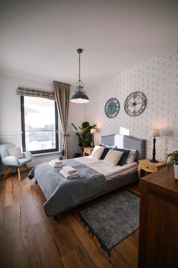 גדנסק Citystay Brabank Apartament Nad Motlawa מראה חיצוני תמונה